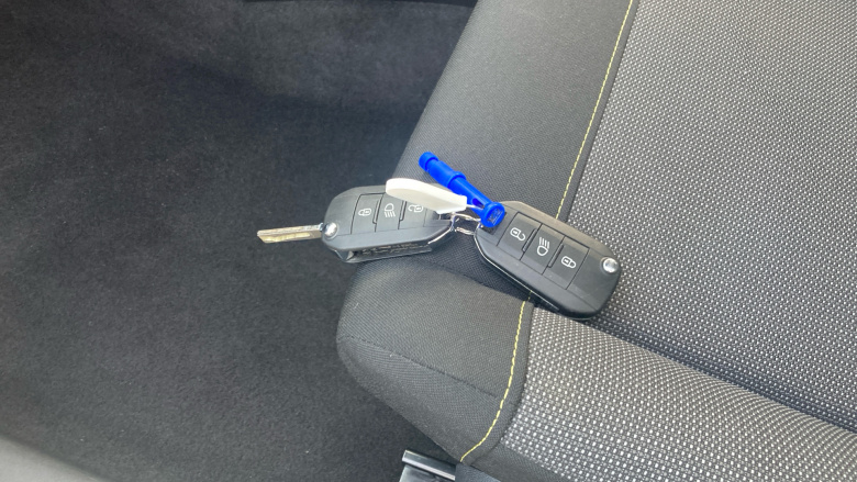 Citroen C3 1.2 PureTech Flair 5dr Petrol Hatchback